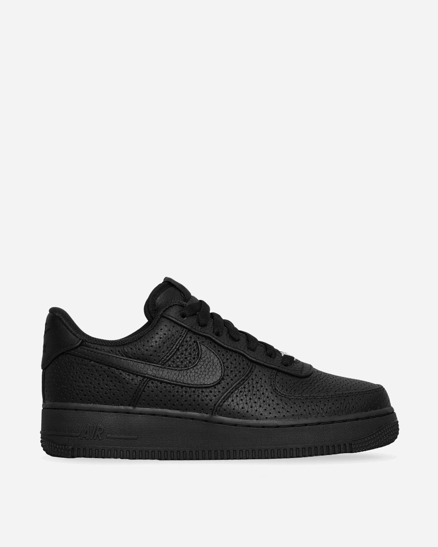 Кецове и обувки Nike Air Force 1 Low SP Triple Black Perforated Черно | HF8189-001, 1