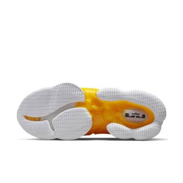 Кецове и обувки Nike LeBron 19 Оранжево
 | CZ0203-700, 2