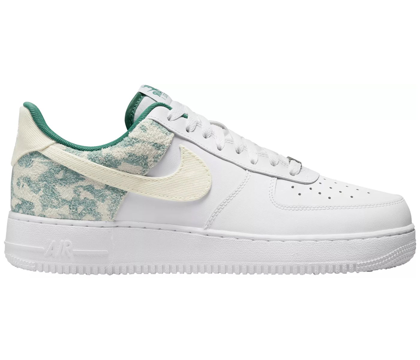 Кецове и обувки Nike Air Force 1 Low '07 LV8 Neptune Green Camo Бяло | DX3365-100, 0
