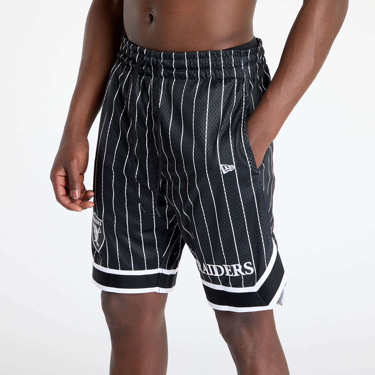 Къси панталони New Era New Era Las Vegas Raiders NFL Pinstripe Shorts Черно | 60667938, 1