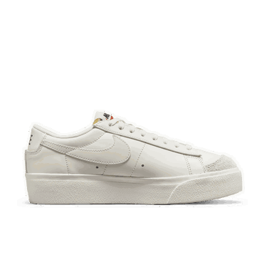 Кецове и обувки Nike Blazer Low Platform Sail Бежово | DJ0292-105, 1
