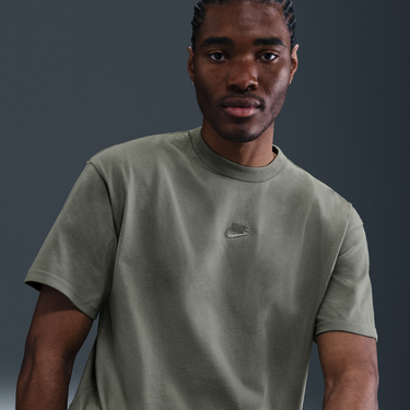 Тениска Nike Nike Sportswear Premium Essentials T-Shirt Зелено | DO7392-320, 2