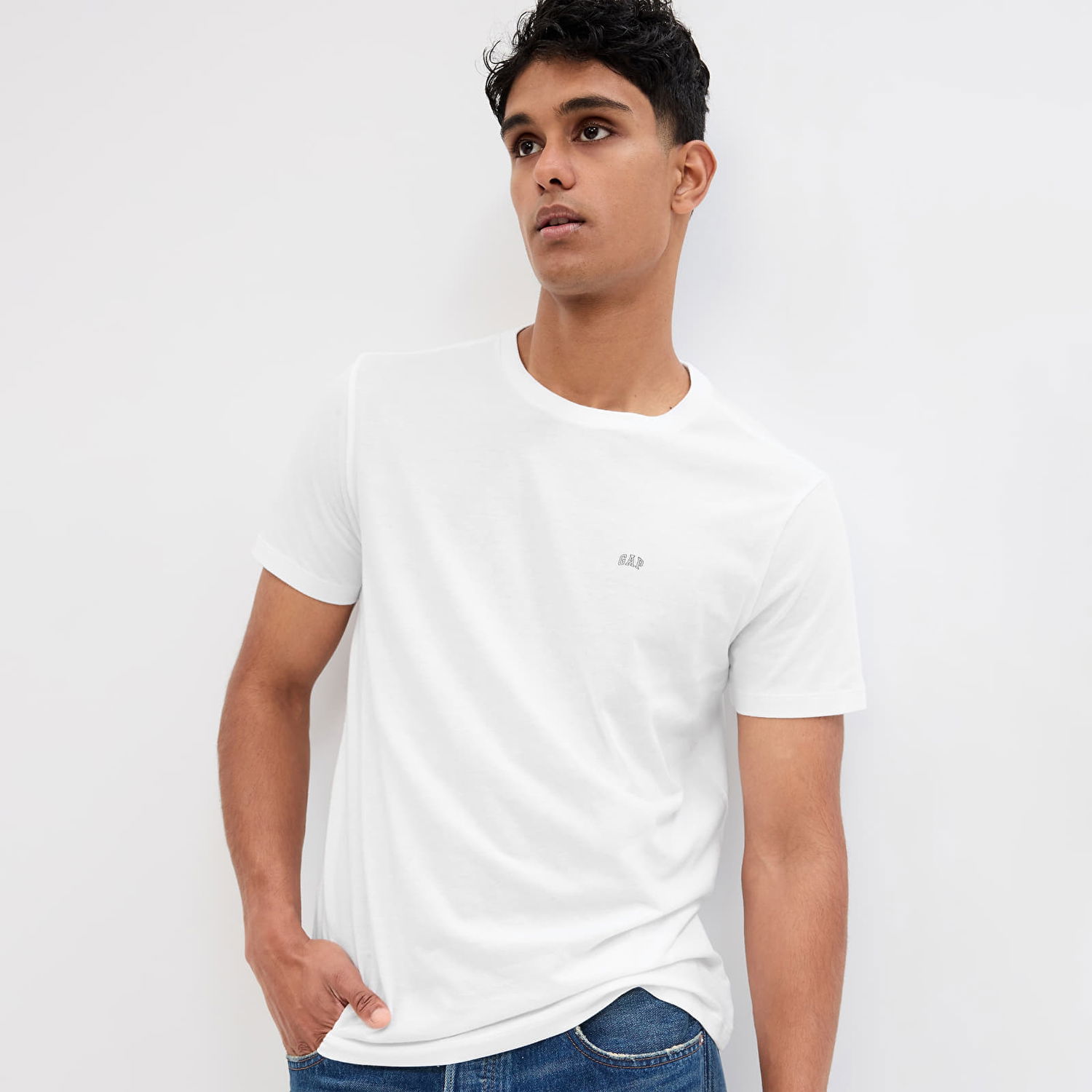 Тениска GAP Micro Logo Crew Neck Tee White V2 Global Бяло | 753766-01, 0