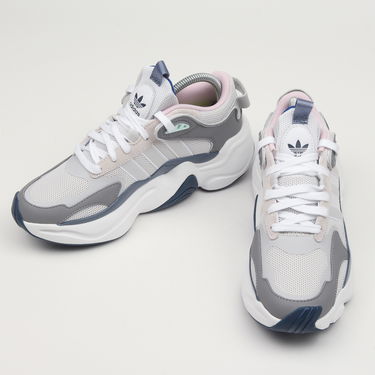 Кецове и обувки adidas Originals Magmur Runner W Сиво | EE5045, 2