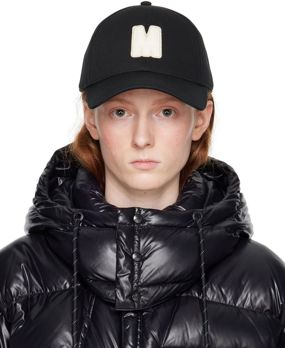 Шапка с козирка Moncler Appliqué Cap Черно | I10933B000020U082, 0