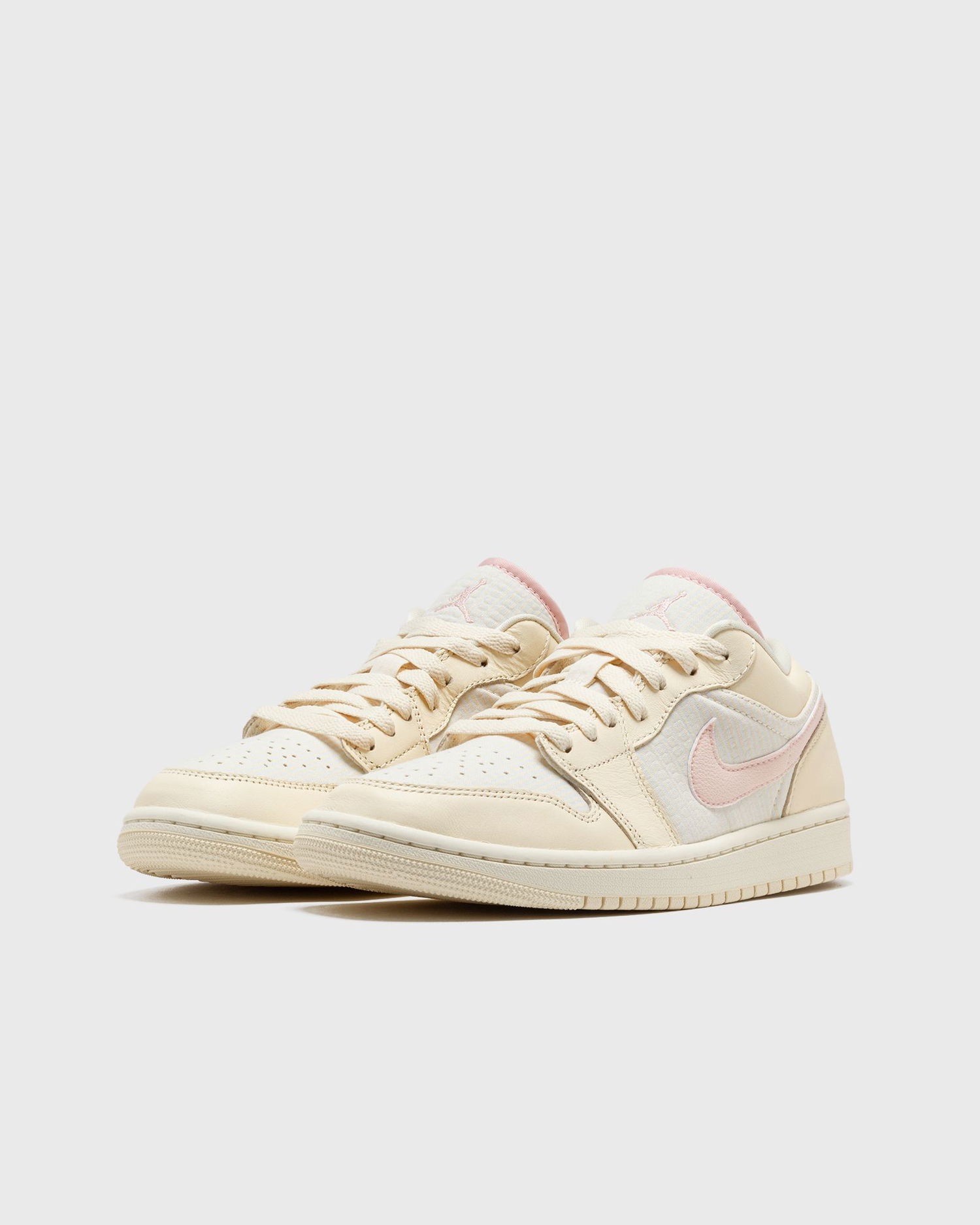 Кецове и обувки Jordan AIR JORDAN 1 LOW SE W Бежово | FQ1925-100, 1