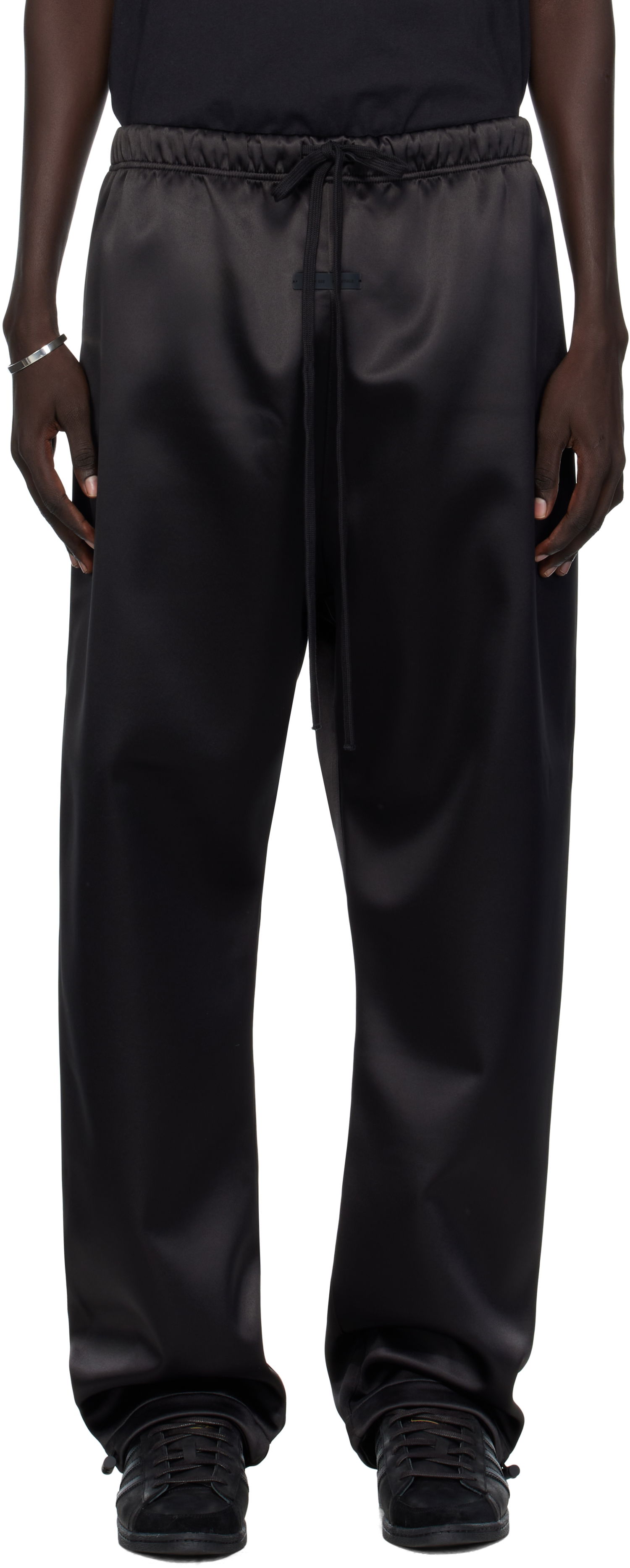 Спортни панталони Fear of God Fear of God ESSENTIALS Bonded Satin Relaxed Track Pants Черно | 130SP258210F, 0