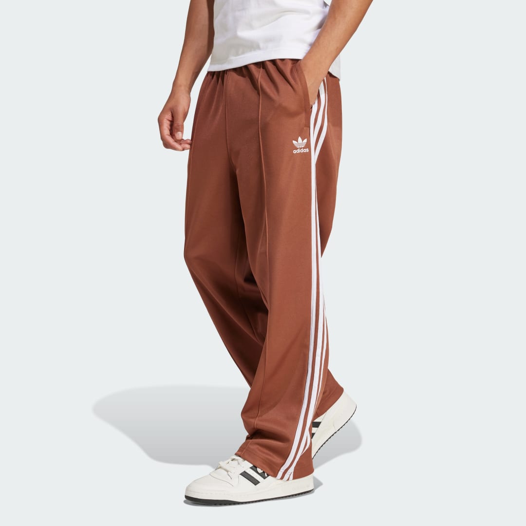 Спортни панталони adidas Performance Baggy Fit Firebird Sweatpants Кафяво | IZ2476, 0
