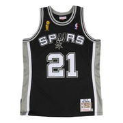 Mitchell & Ness Spurs 2002-03 Tim Duncan Jersey