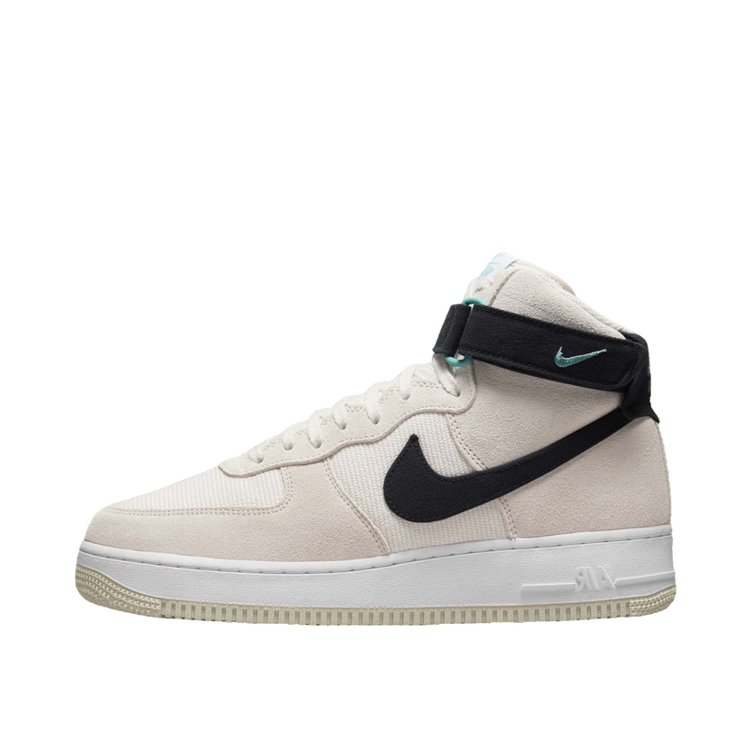Кецове и обувки Nike Air Force 1 High 07 LX Orewood Brown Бежово | DH7566-100