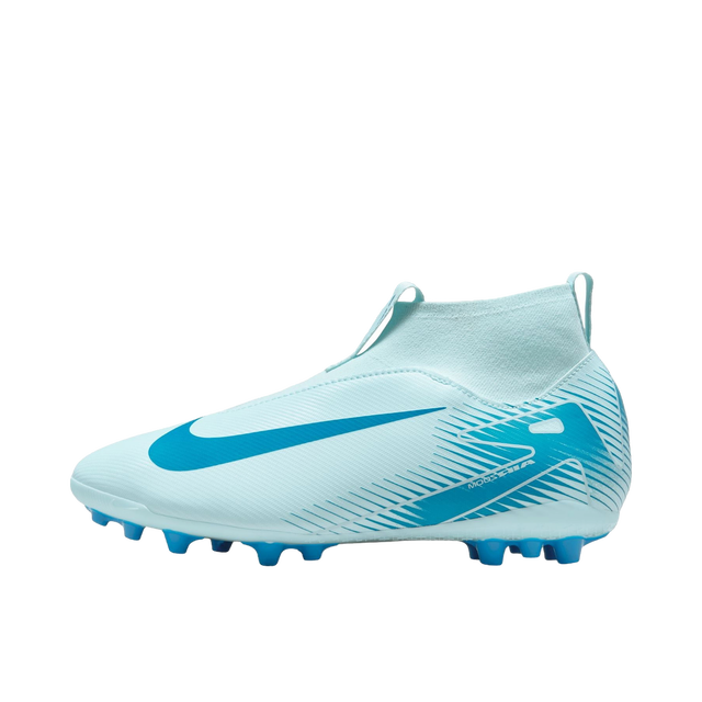 Zoom Superfly 10 Academy AG
