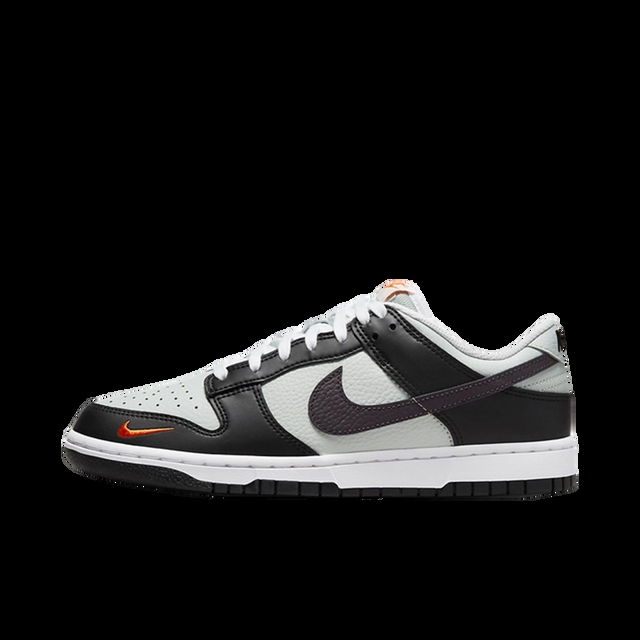 Dunk Low Mini Swoosh