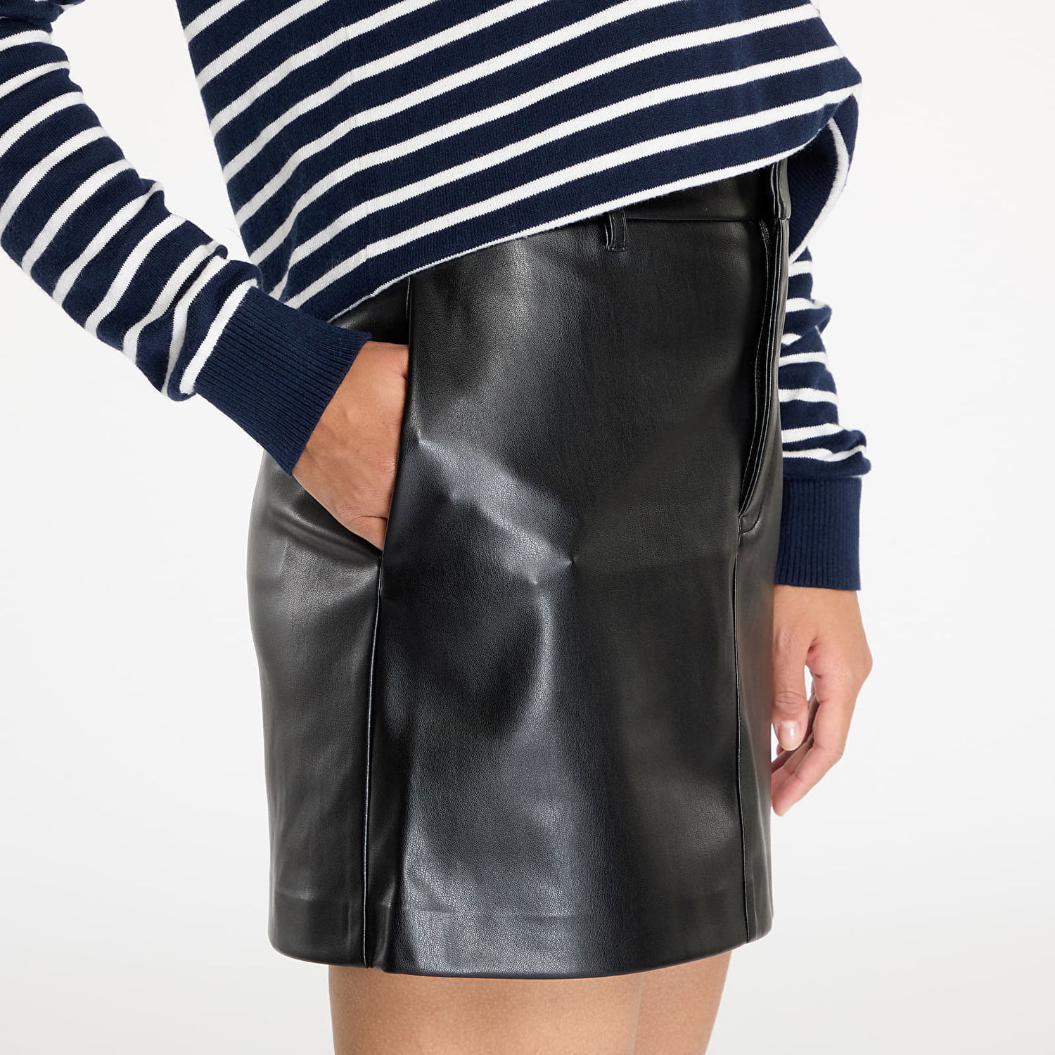 Пола CALVIN KLEIN Faux Leather A-Line Skirt Black Черно | J20J224190 BEH, 1