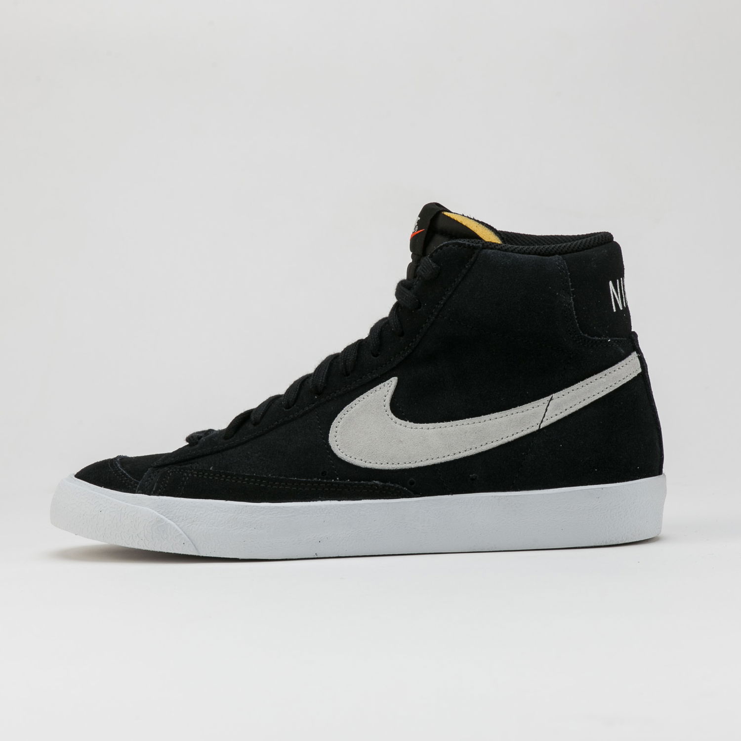 Кецове и обувки Nike Blazer Mid '77 Suede Черно | CI1172-002, 0