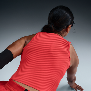 Слънчеви очила Nike Dri-FIT ADV AeroSwift Cropped Running Tank Черно | FN2713-696, 2