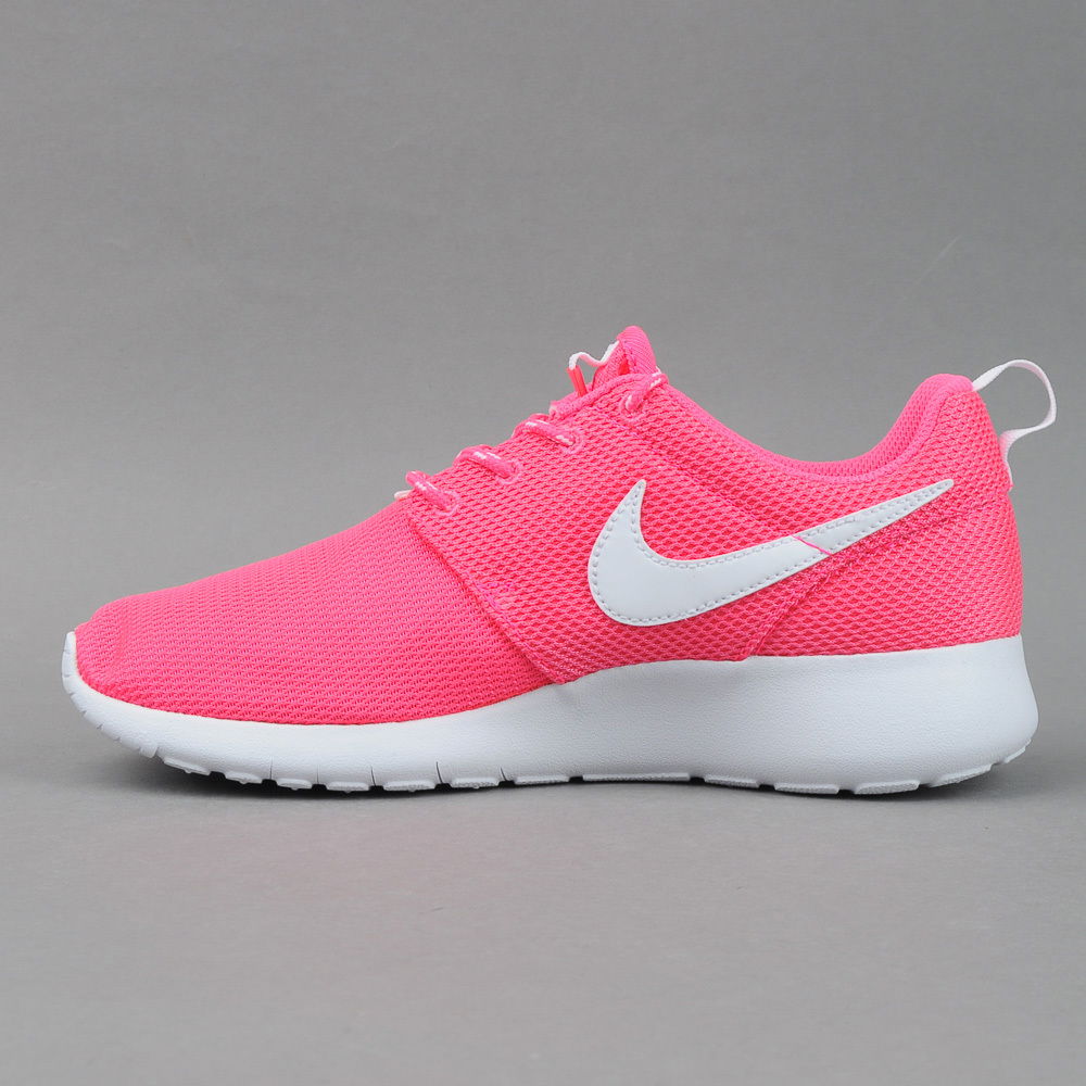Кецове и обувки Nike Roshe One Розово | 599729-609, 1