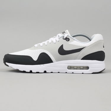 Кецове и обувки Nike Air Max 1 Ultra Essential Бяло | 819476-100, 1