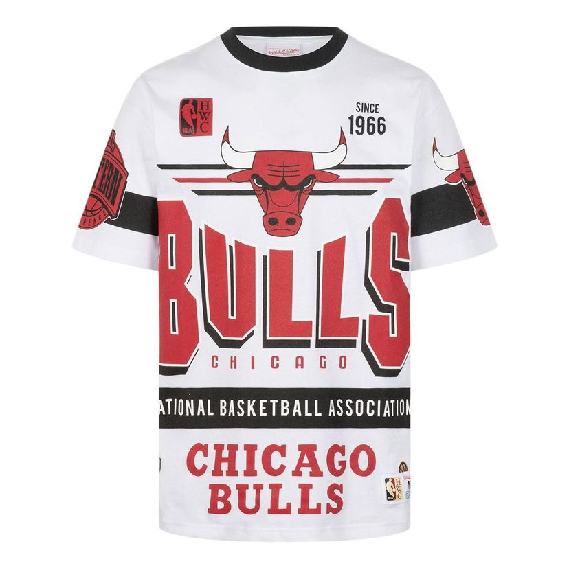 Тениска Mitchell & Ness Mitchell & Ness NBA Origins Premium Vintage Chicago Bulls T-Shirt Бяло | FC9265-CBUWHIT