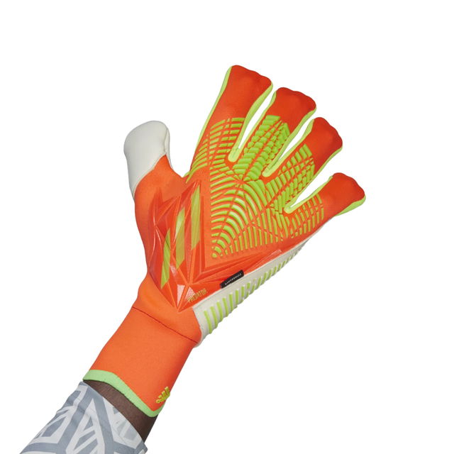 Predator Goalkeeper Gloves Pro Finger Save