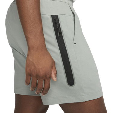 Къси панталони Nike Sportswear Tech Fleece Lightweight Shorts Сиво | DX0828-330, 3