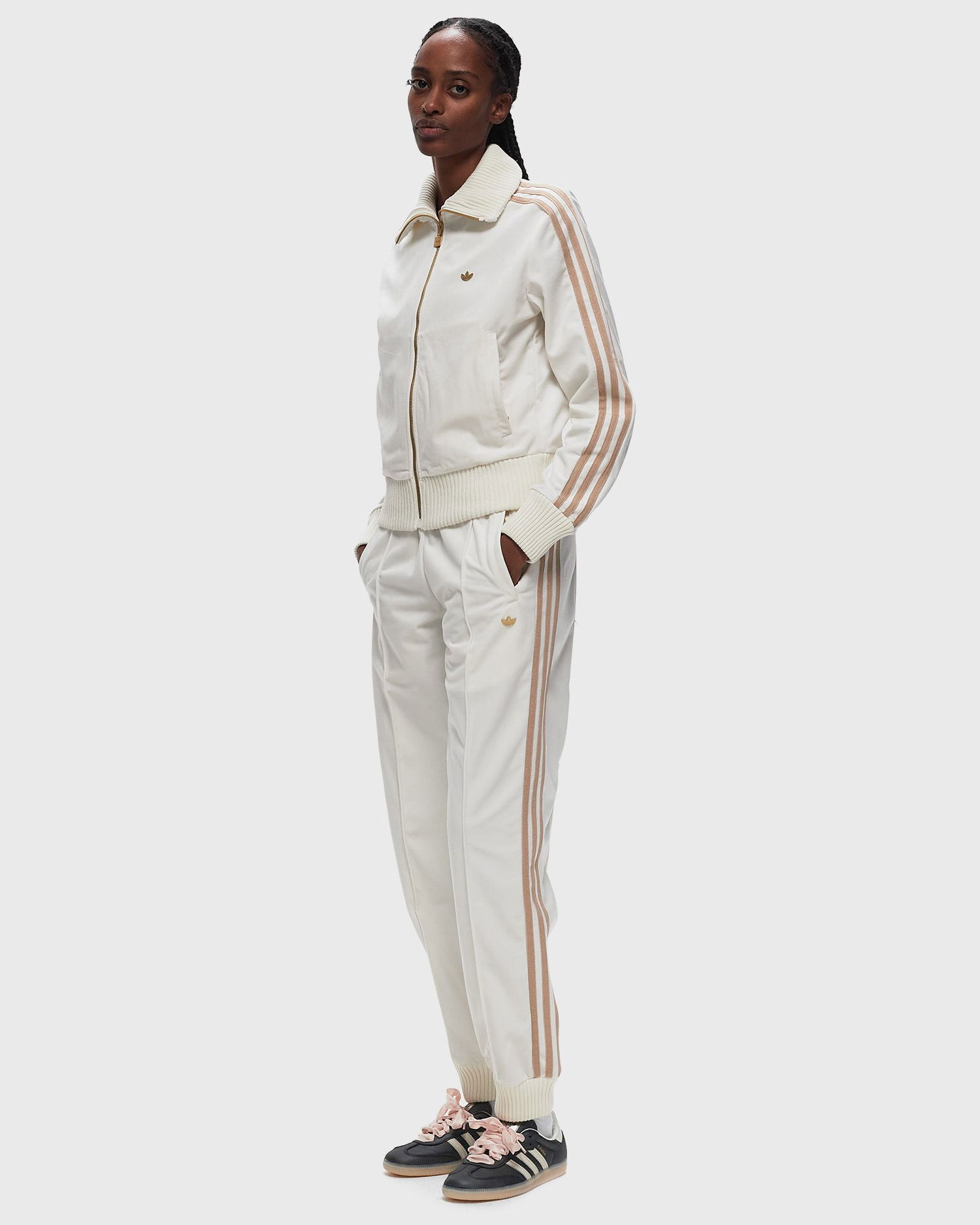 Спортни панталони adidas Originals VELVET TRACK PANTS Бяло | IX0960, 1