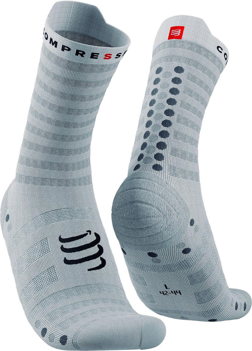 Чорапи Compressport Pro Racing Socks Ultralight Run High Socks Сиво | xu00050b-010