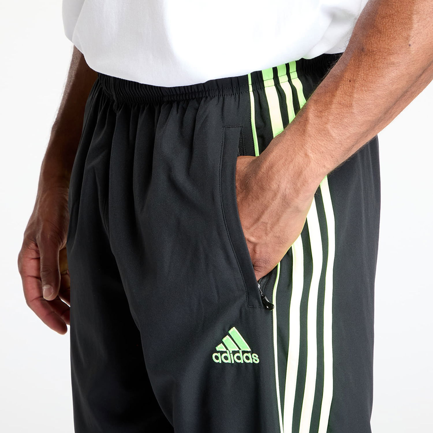 Спортни панталони adidas Originals Teamgeist Adicolor Track Pants Черно | JW5869, 1