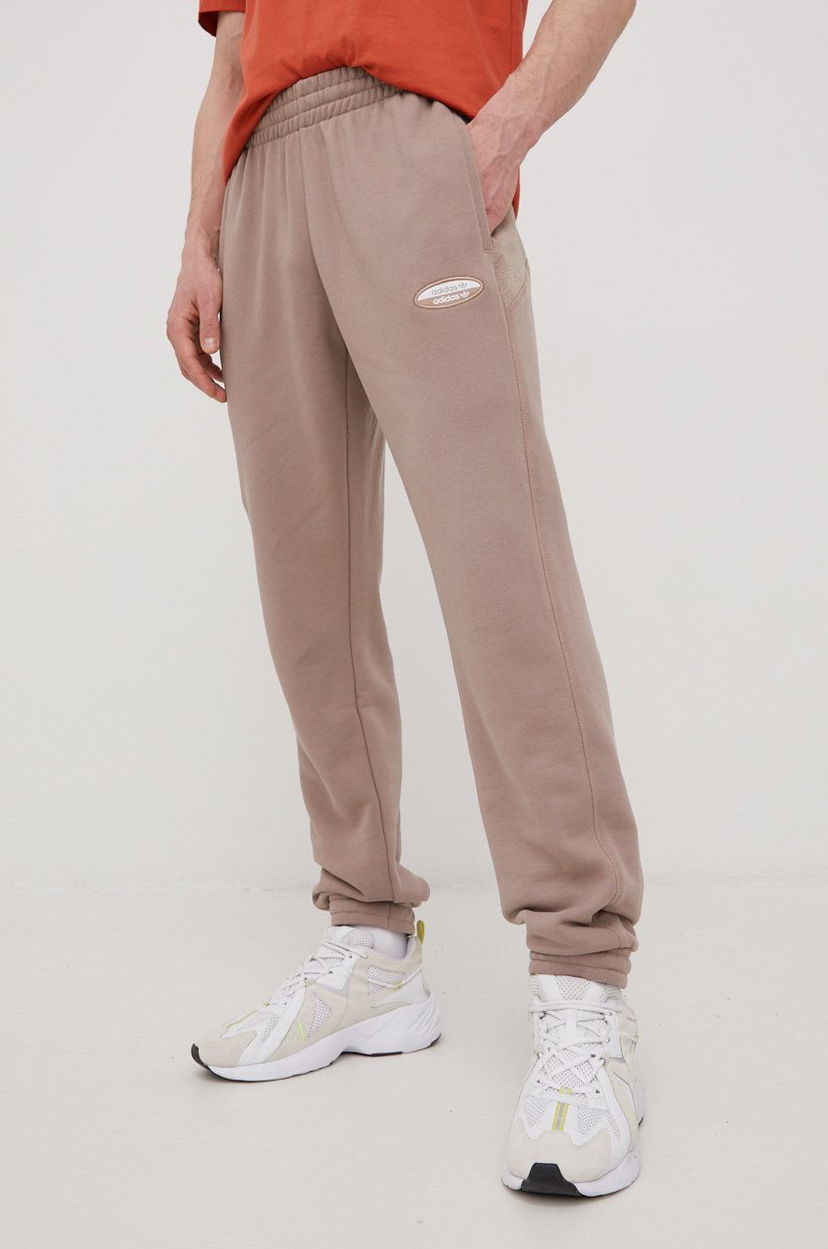 Спортни панталони adidas Originals sweatpants Бежово | HC9461