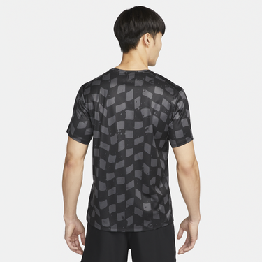Тениска Nike Dri-FIT Miler Running Top Черно | DX0870-060, 1
