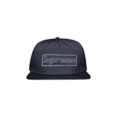 Шапка с козирка Supreme KAWS x Chalk Logo 5-Panel Тъмно синьо | SS21H113 NAVY, 0