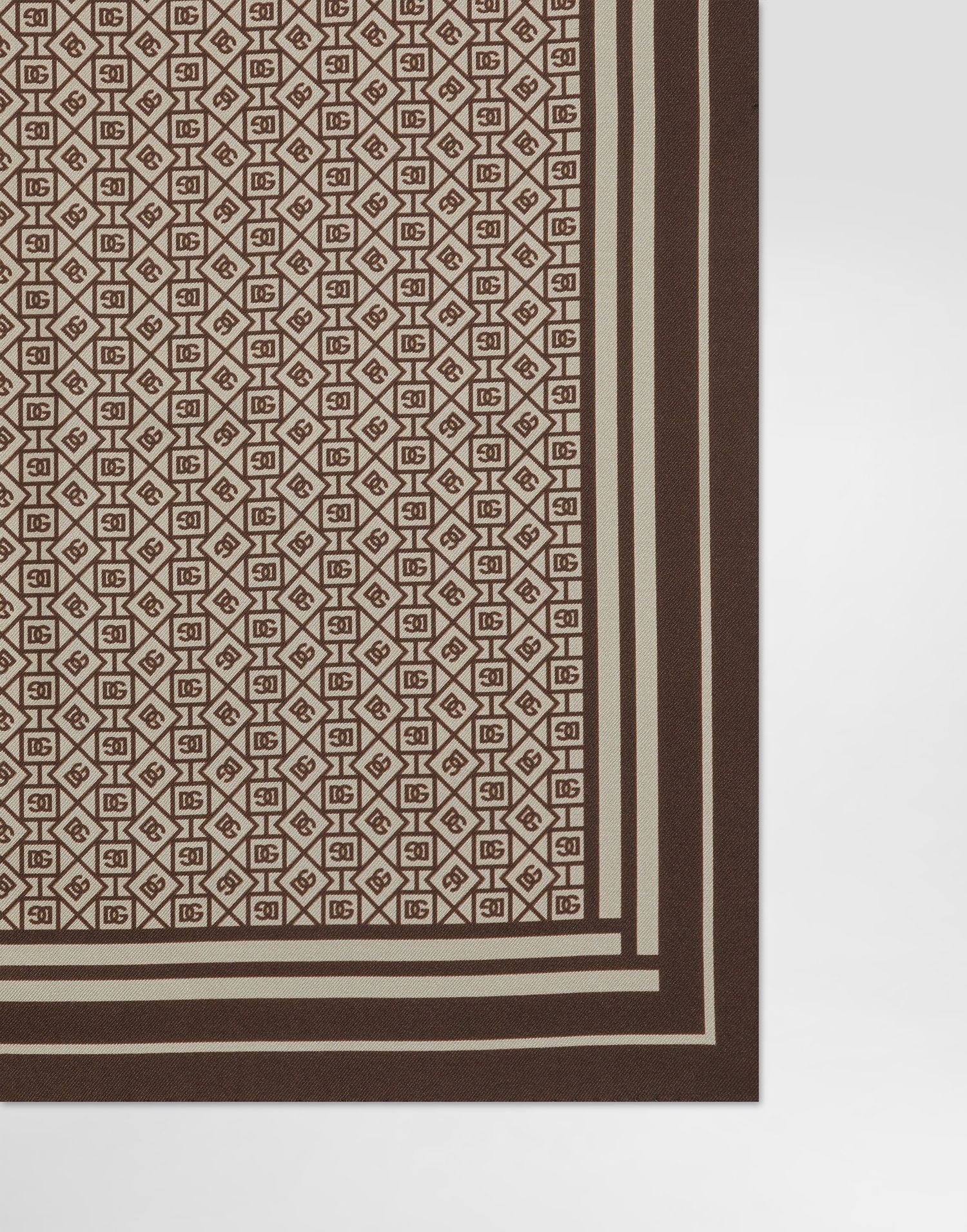 Шал Dolce & Gabbana Dolce & Gabbana Silk Pocket Square With Micro-Design and DG Logo Кафяво | GR412EG0WUXHH8QM, 1