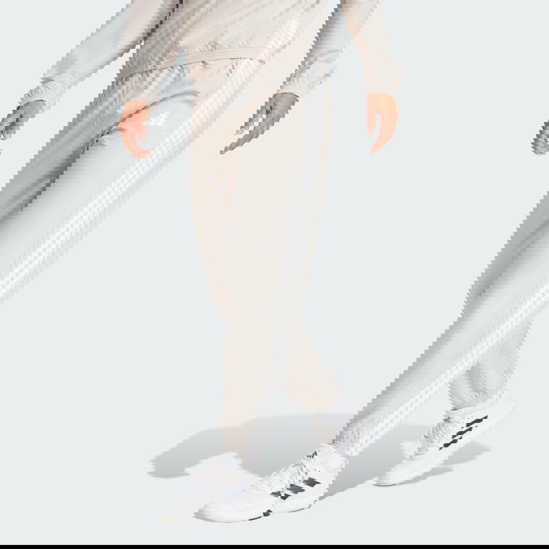 Спортни панталони adidas Performance Train Essentials 3-Stripes Woven Pants Бежово | JD6522, 0