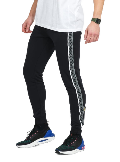 Спортни панталони Under Armour Curry Fleece Jogger Черно | 1366627-001