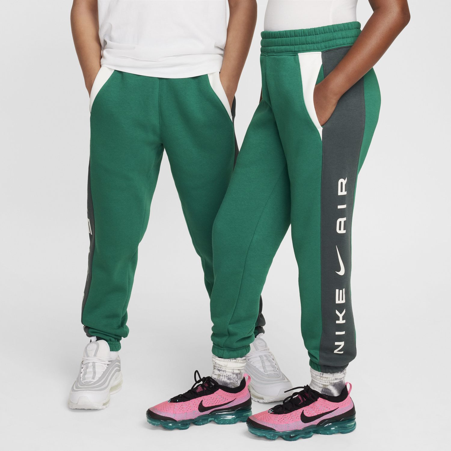 Спортни панталони Nike Nike Air Kids' Fleece Pants Зелено | FZ5004-365, 1