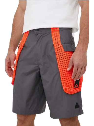 Къси панталони adidas Originals City Escape Premium Shorts Сиво | IC3730