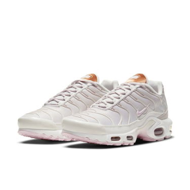 Кецове и обувки Nike Air Max Plus W Бяло | DD6612-001, 3