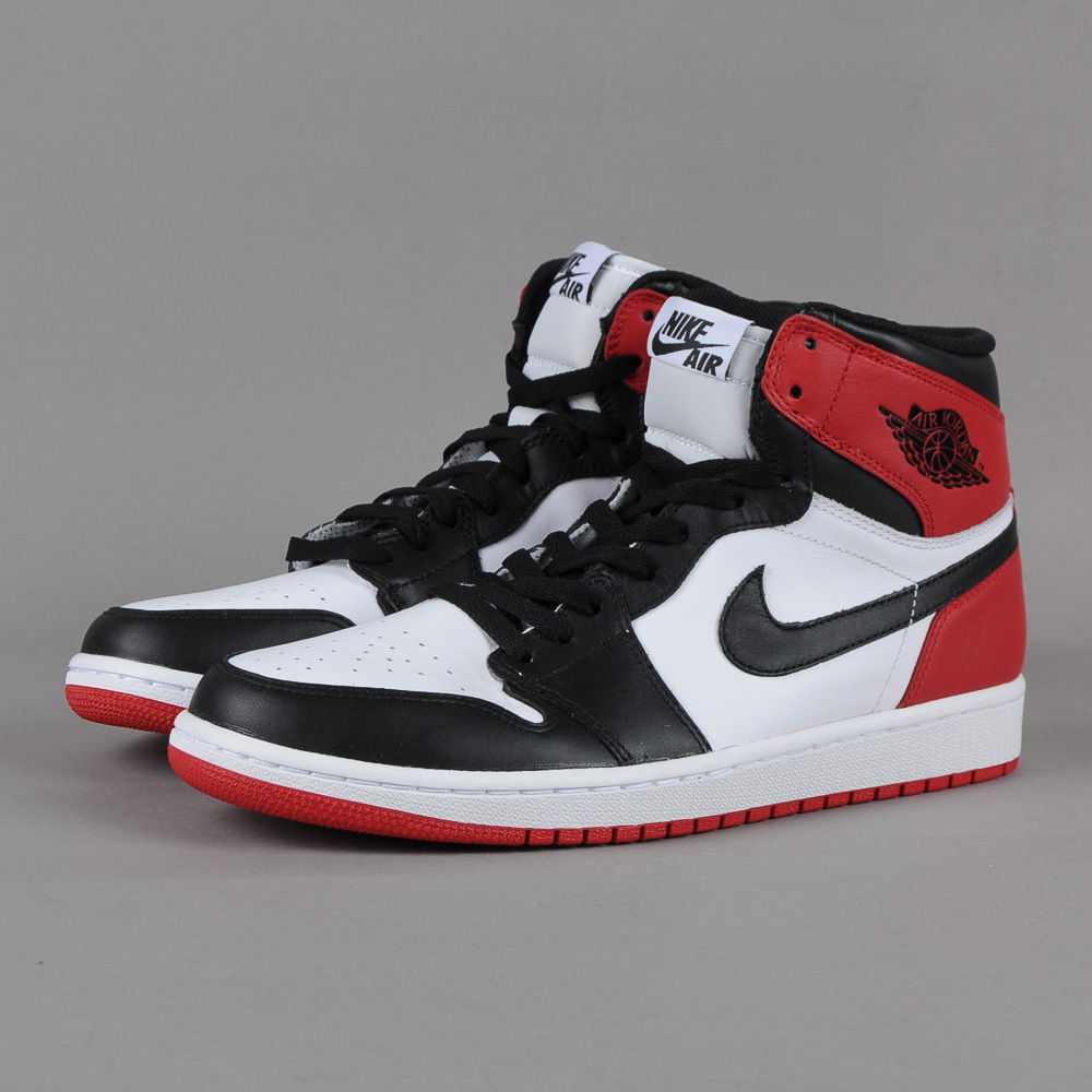 Кецове и обувки Jordan Air Jordan 1 Retro High OG "Black Toe" Бяло | 555088-184, 1