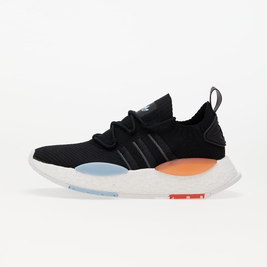 Кецове и обувки adidas Originals adidas NMD_W1 Черно | IE9593, 0