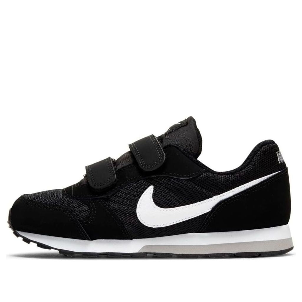 Кецове и обувки Nike MD Runner 2 Черно | 807317-001, 0