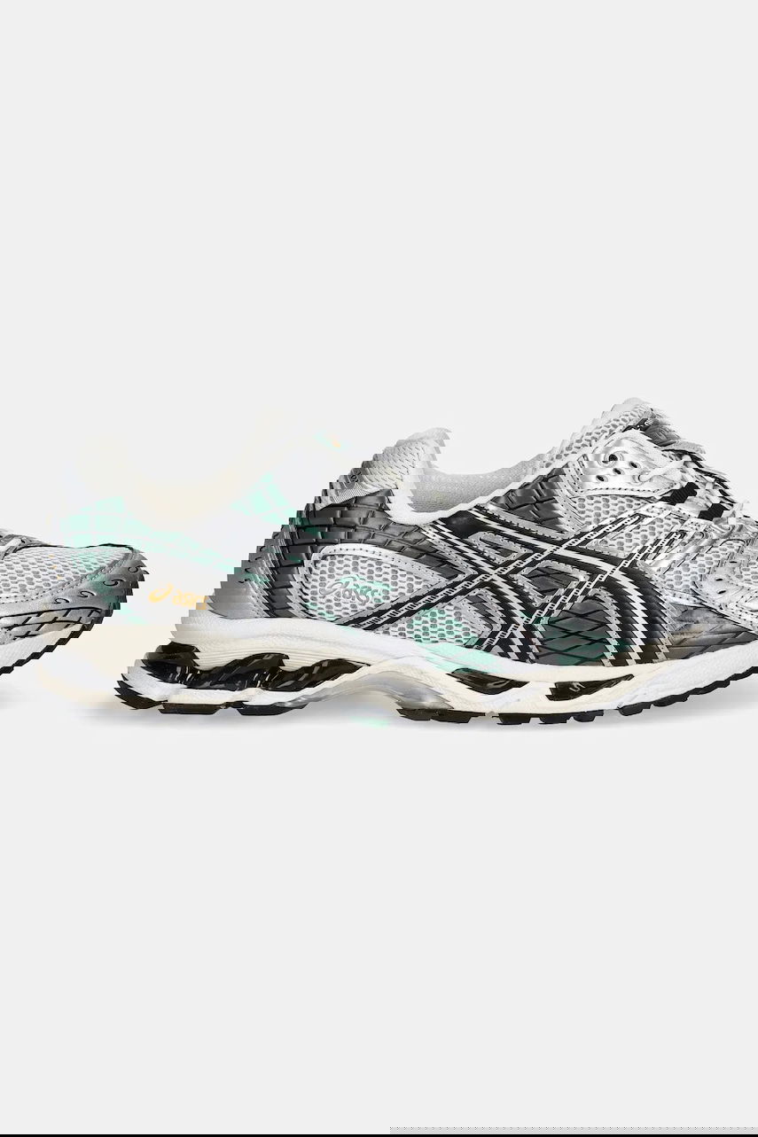 Кецове и обувки Asics GEL-NIMBUS 10.1 Зелено | 1203A761-101, 1