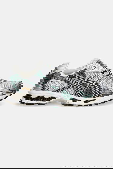 Кецове и обувки Asics GEL-NIMBUS 10.1 Зелено | 1203A761-101, 1