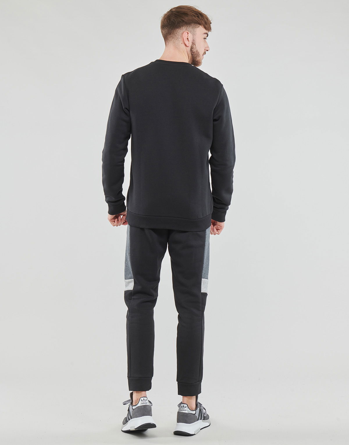 Суитчър adidas Originals Essentials Fleece 3-Stripes Sweatshirt Черно | IB4027=GK9106, 1