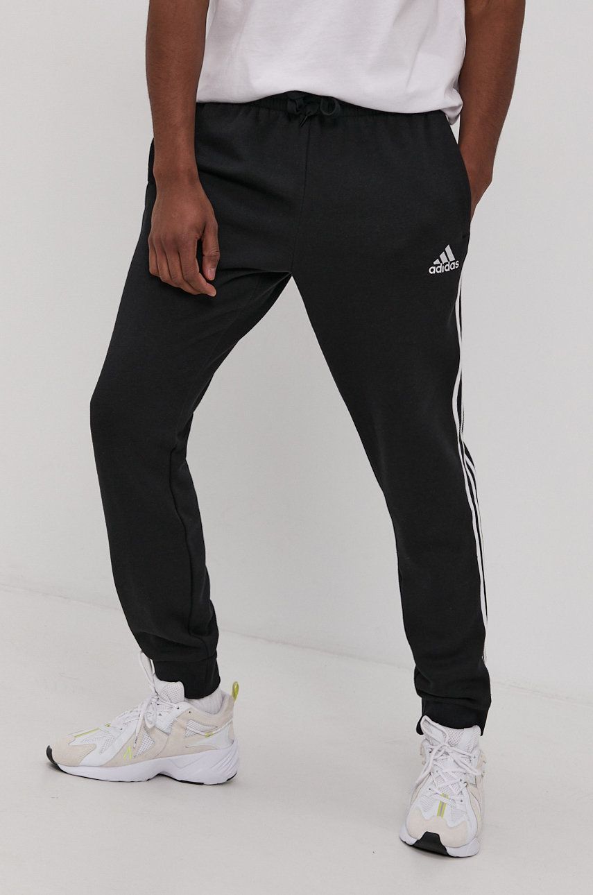 Панталони и дънки adidas Performance Essentials French Terry Tapered Cuff 3 Stripes Черно | GK8821, 0