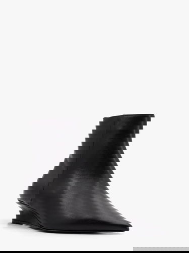 Кецове и обувки TOTEME Kitten Heel Ankle Boots by Toteme Черно | 251WAS0171LE0103001, 1