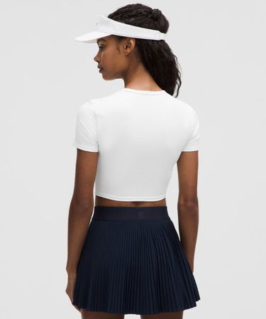 Съкратен топ lululemon Cropped T-Shirt Slim Fit with Built-in Bra Medium Support B/C Cups L Бяло | prod11871026, 2