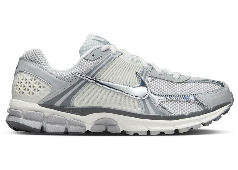 Кецове и обувки Nike Zoom Vomero 5 Metallic Silver Сиво | IM2219-121