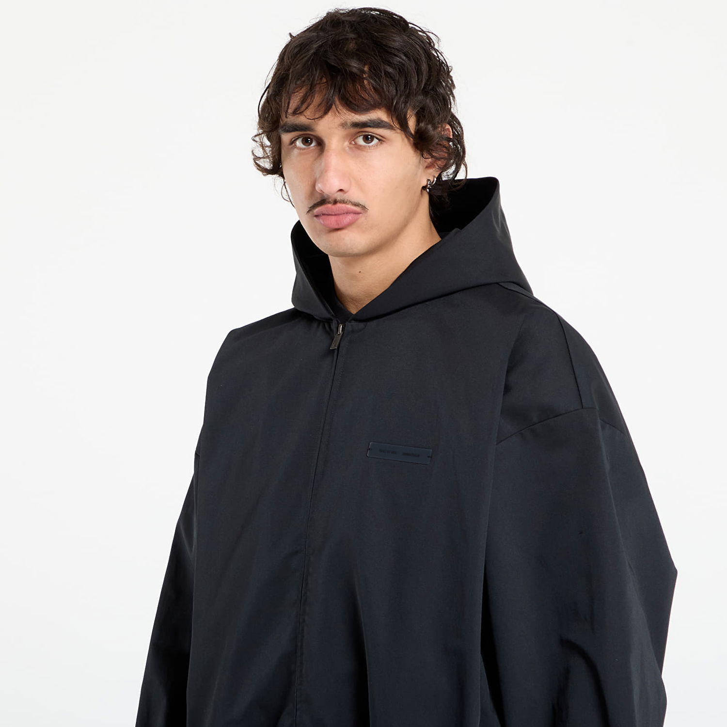 Суитчър Fear of God Fear of God Essentials Poly Cotton Twill Hoodie Черно | 202SP258020F-861, 1
