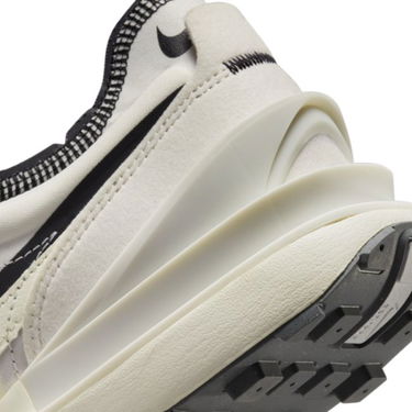 Кецове и обувки Nike Waffle One SE Бежово | DO9782-001, 4