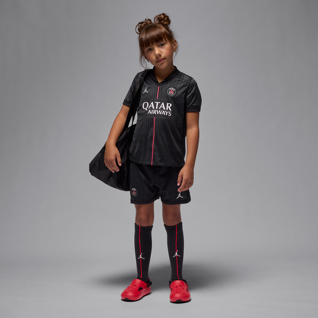 Paris Saint-Germain 2025/26 Stadium Fourth Younger Kids' Jordan Football Replica 3-Piece Kit