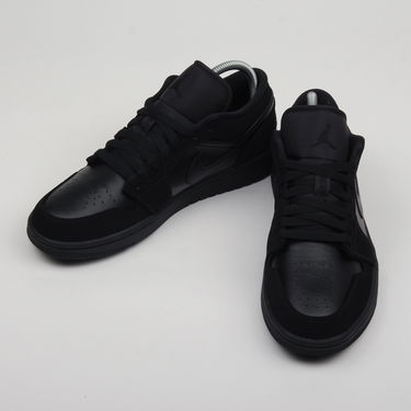 Кецове и обувки Jordan Air Jordan 1 Retro Low "Triple Black" Черно | 553558-025, 2